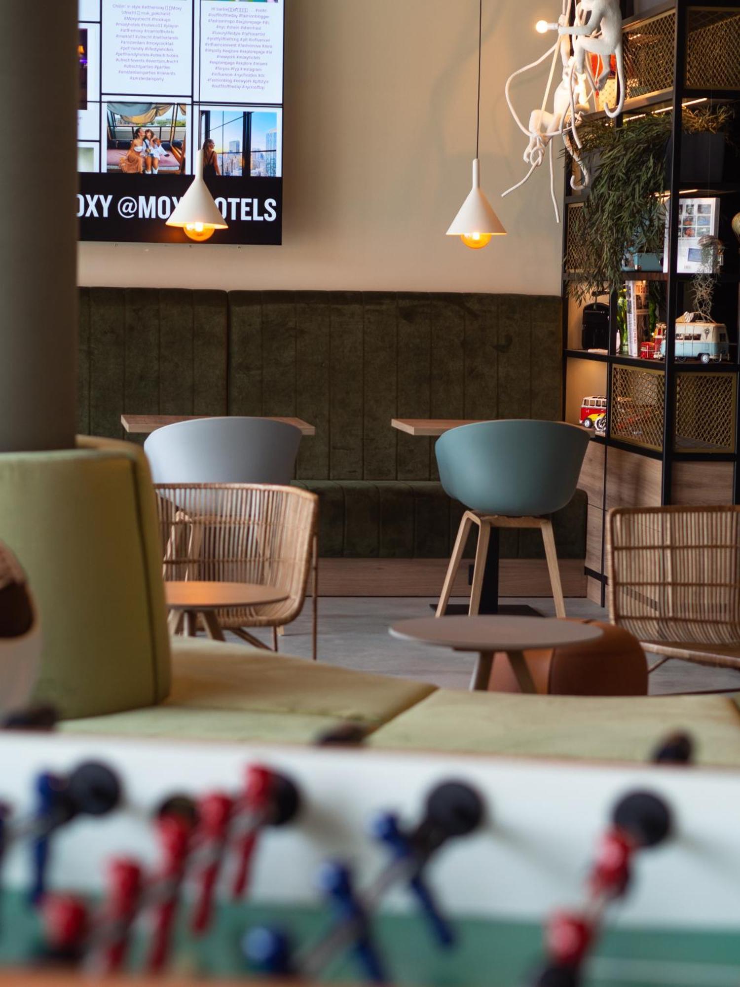 Moxy Vienna City East Экстерьер фото